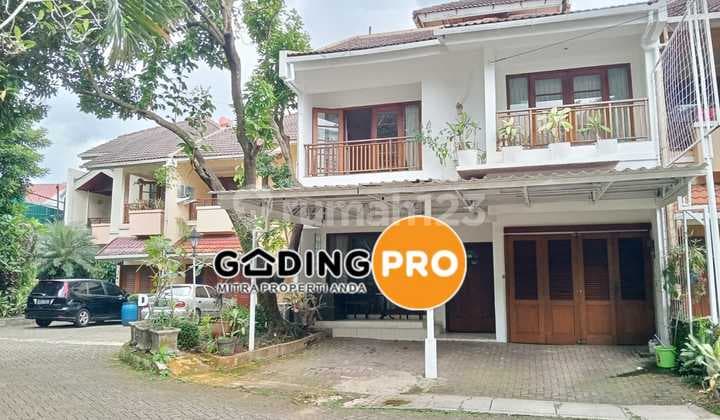 Ready-to-Live House in Jagakarsa Complex, South Jakarta
