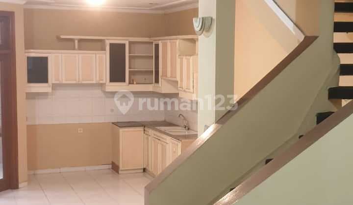 Muara Complex House, Bandung