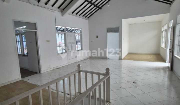 Rumah Terawat Bagus Sayap Turangga, Bandung