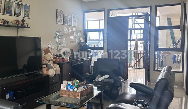 Rumah Bagus Minimalis Setiabudi Regency, Bandung