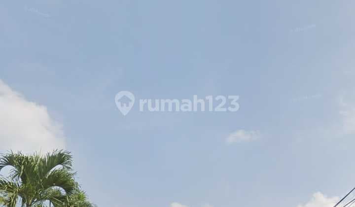 Rumah di Mekar Wangi