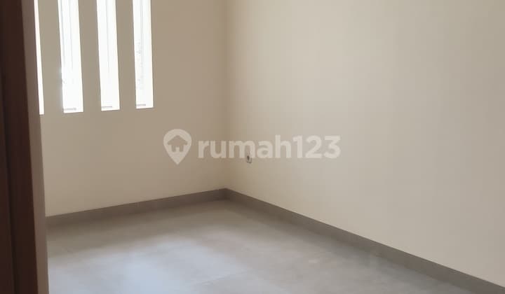 Rumah Bagus Singgasana Pradana, Bandung