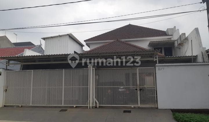 Dijual Rumah 2 Lantai Manyar Tompotika Surabaya Timur