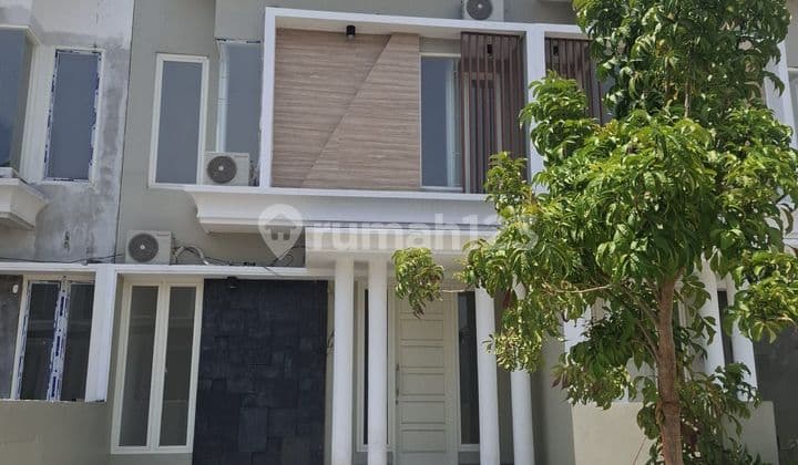 Dijual Rumah Lokasi Strategis Surabaya Timur 2 Lantai