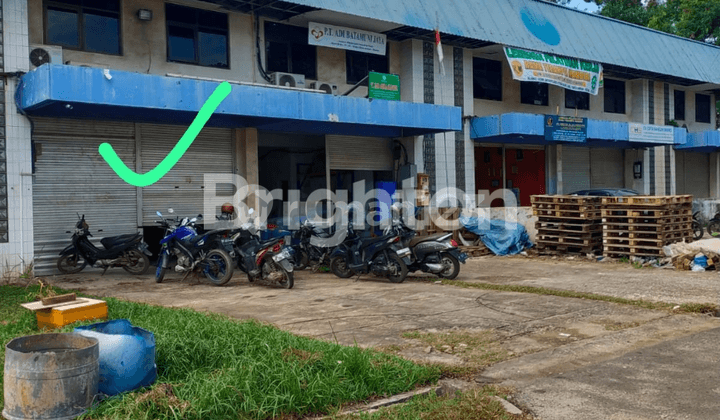 GUDANG DI BATU AMPAR BATAM