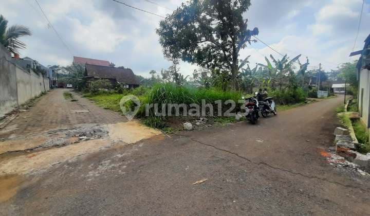 Tanah Tirtomoyo Pakis Malang Dijual Murah cepat B.U Poll SHM Hook