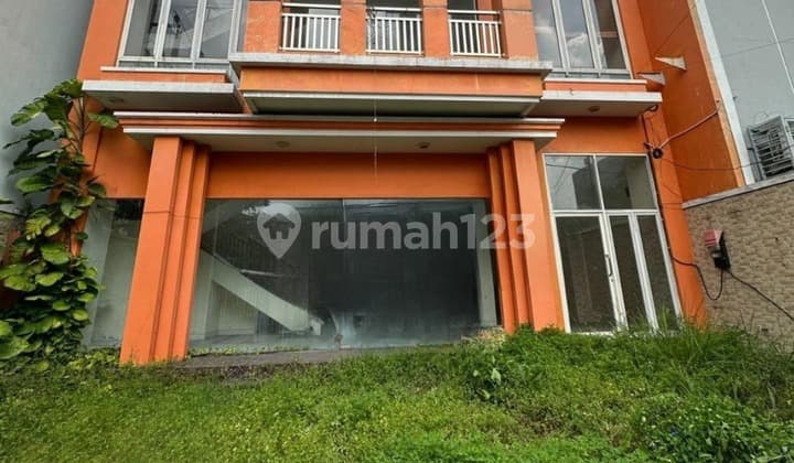 Jalan Raya Kembar Komersial Surabaya Timur Area Ngagel Jaya