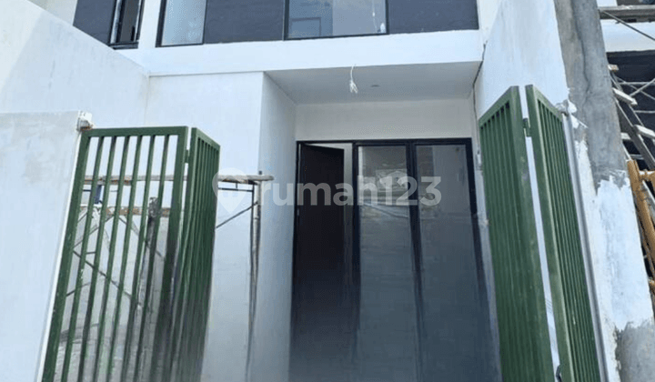 For Sale New House Ready Soon New House in Semolowaru