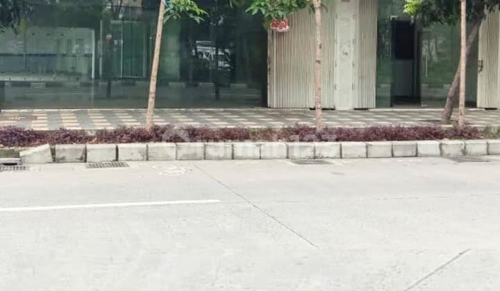 Disewakan Bangunan Komersial Jalan Mayjend Sungkono, Surabaya