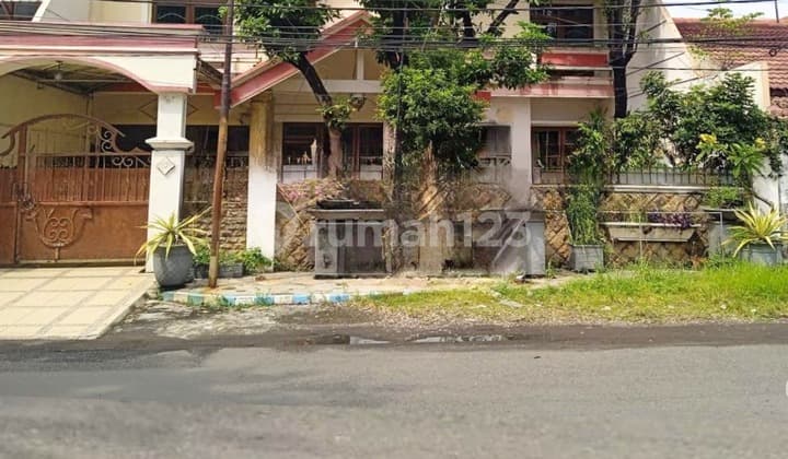 Well-Maintained Second-Hand House Jl. Medokan Asri Tengah, East Surabaya