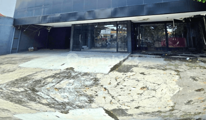 Jual Tanah & Bangunan Komersial Raya Diponegoro Langka