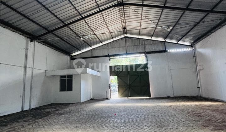 For Quick Sale: Zero Warehouse on Gresik City Main Road