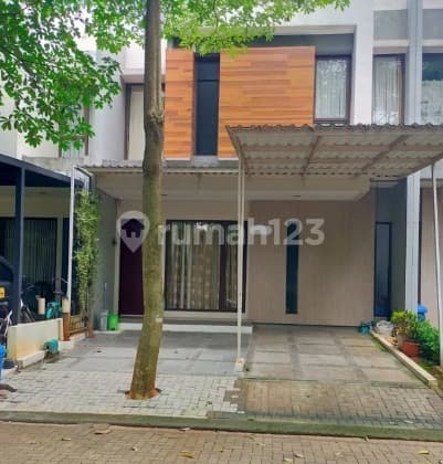 Furnished House with a Small Garden in the Eminent Prestigia Cluster, BSD, South Tangerang