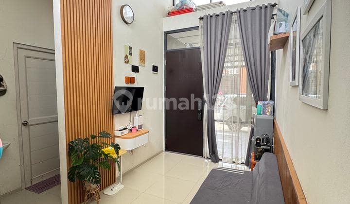 Rumah Bagus Furnished di Golden Park 3 Serpong, Tangerang Selatan