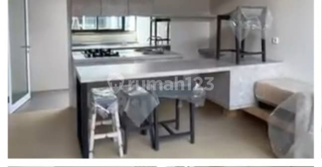 3.5-Story House in Imajihaus Greenwich Park BSD, South Tangerang