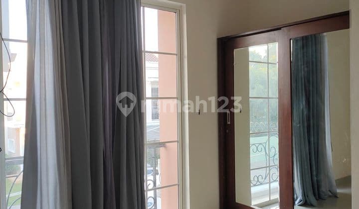 Rumah Murah 2 Lantai Green Lake City Cluster Favorit Strategis