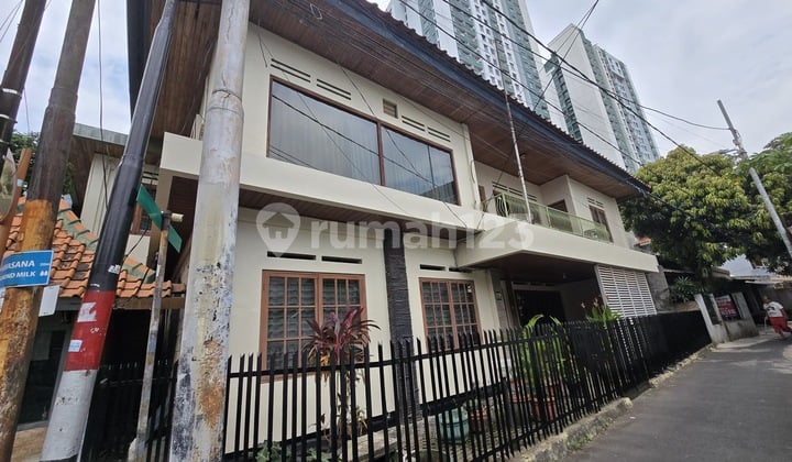 Rumah Langsung Pemilik, SHM di Salemba Tengah, Jakarta Pusat