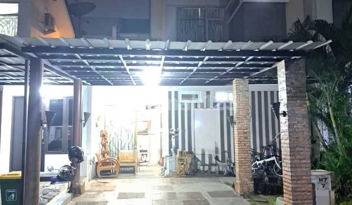 *Jual Bu Siap Huni Rumah Mewah di Cluster Foresta Bsd