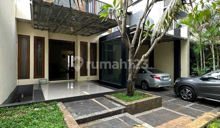 Rumah Aman,Nyaman dan Asri di Residence Rumah di Hook Dalam Cluster Jl Antasari Jaksel Harga Masih Nego