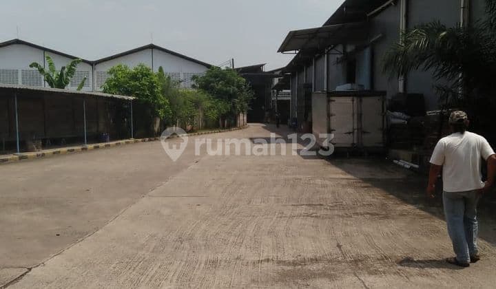 Pabrik strategis bisa langsung dipakai usaha komersial dibantar Gebang Bekasi harga Nego Abis