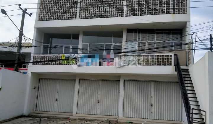 Ruko 3 Lantai Siap Huni Lokasi Mainroad
