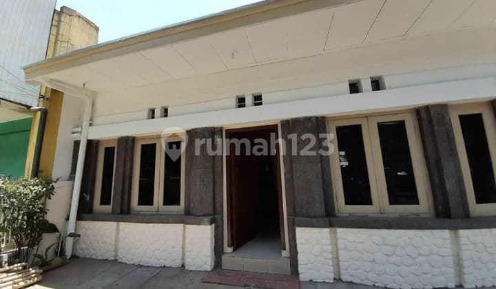 Rumah 2 Lantai Di Pusat Kota Bandung Siap Pakai
