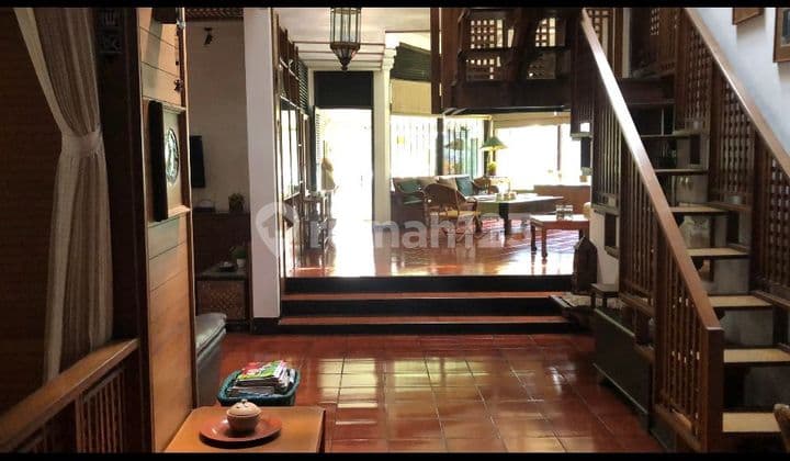Dijual Rumah Mewah Siap Huni Di Sayap Suci