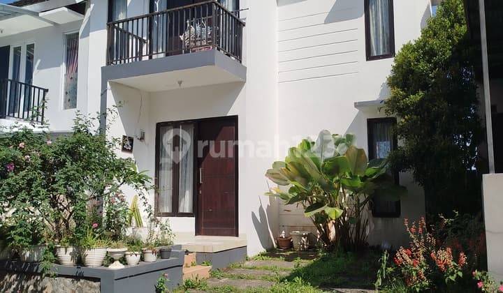 Dijual Rumah Bagus Full Furnished di Perumahan Griya Citra Nirwana Dekat Villa Istana Bunga, Lembang