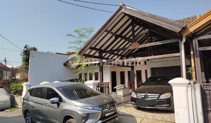 Quick Good House Wing Supratman, Cisokan Canal