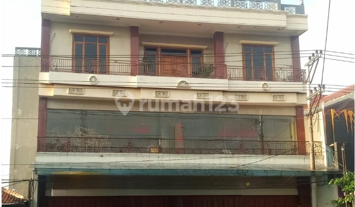 Jual Sewa Ruko Pedurungan Majapahit Raya 688.0 M²/2100 M² 3 Lantai Lamper