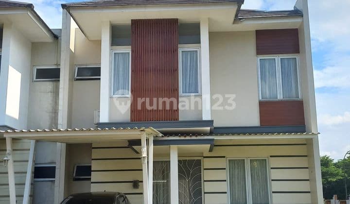 For Rent Semi-Furnished House in Kota Wisata