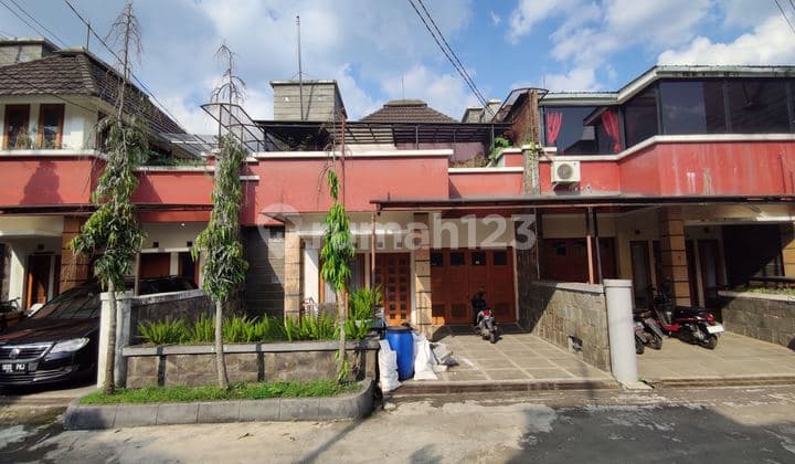 Rumah Sayap Dago Kuldesak Udara Segar Adem 3 Lantai