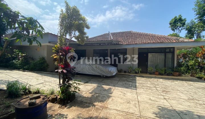 Rumah Asri Halaman Luas Sayap Dago Cigadung Cikutra Pahlawan