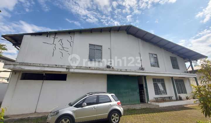 FORMER GARMENT WAREHOUSE IN KOPO SAYAP WITH EMPLOYEE MESS