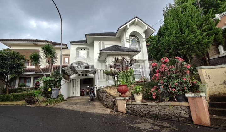 Nice, Cool Lux 2-Story House in Gegerkalong, Bandung with SHM