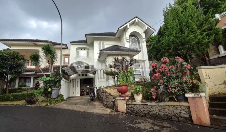 Rumah Prv Gegerkalong Bandung Bagus, Adem Lux 2 Lantai SHM