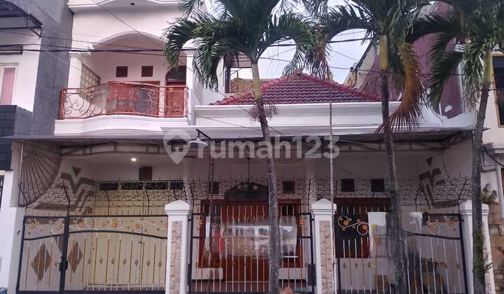 Rumah Cantik 4 Kt di Griya Santha, Blimbing
