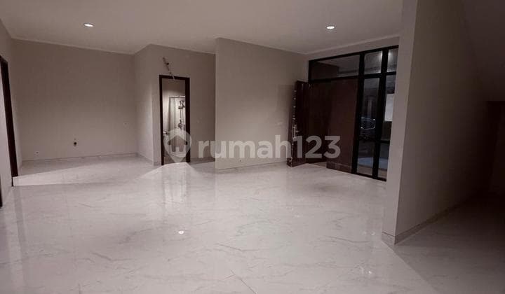 For Rent New House Ready to Occupy In Kuningan Village Cluster Pik 2