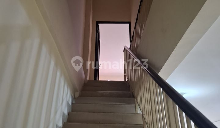 For Rent: Green Sedayu Shop House, Ready to Occupied, Neat.