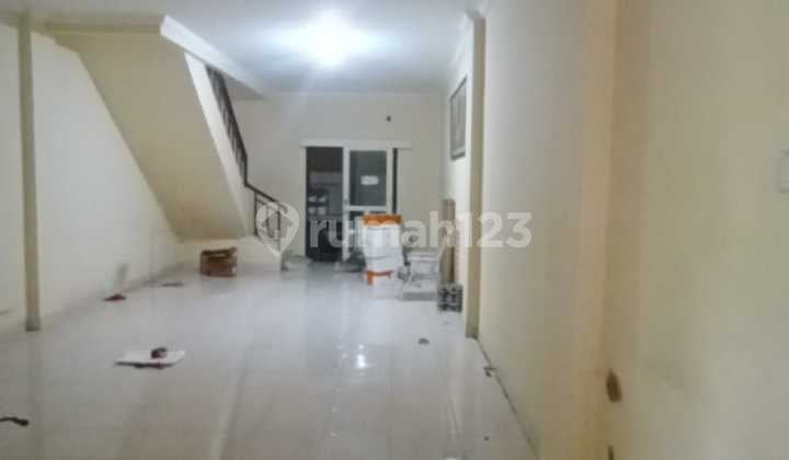 Disewakan Ruko 3.5 Lantai Siap Huni Di Cengkareng