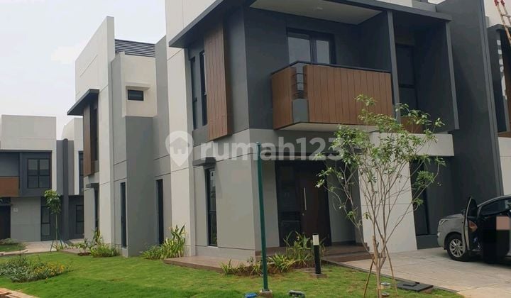 Disewa Rumah Summarecon Crown Bekasi