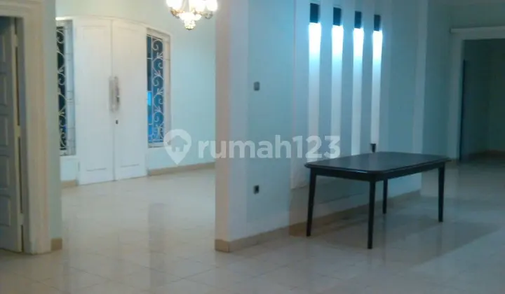 Dijual cepat Rumah mewah Taman Laguna, Cibubur