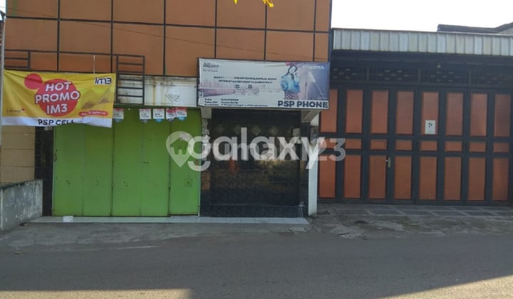 Rumah di Jl. Sungai Indragiri Surakarta, Dekat Pasar Klewer Solo