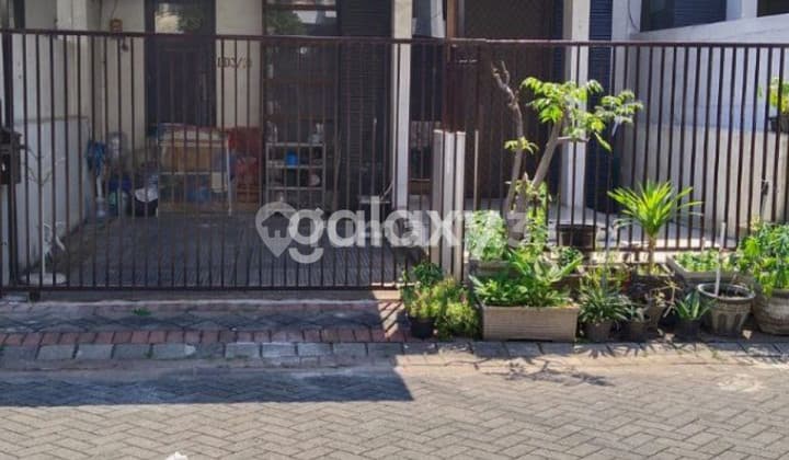 Rumah di Pantai Mentari The Hampton