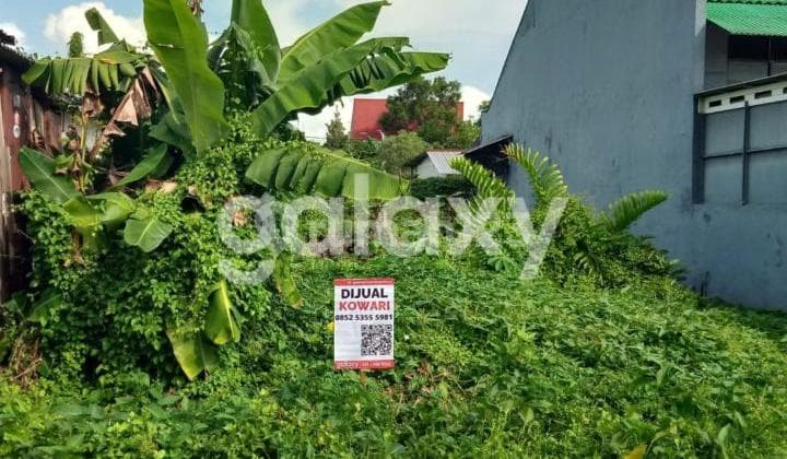 Land in Medokan Sawah Timur.