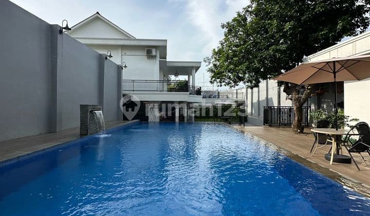 Luxury house for sale in Cipete area, Senopati, Kemang, Kebayoran Baru.
