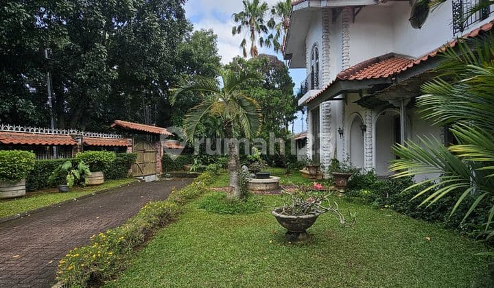 rumah hitungan tanah dekat kemang pejaten barat jakarta selatan