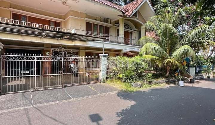 House for Quick Sale in Senopati, Kebayoran Baru, Near Senayan