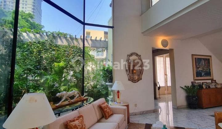 Luxury house for sale in Permata Hijau near Simprug Golf Patal Senayan.