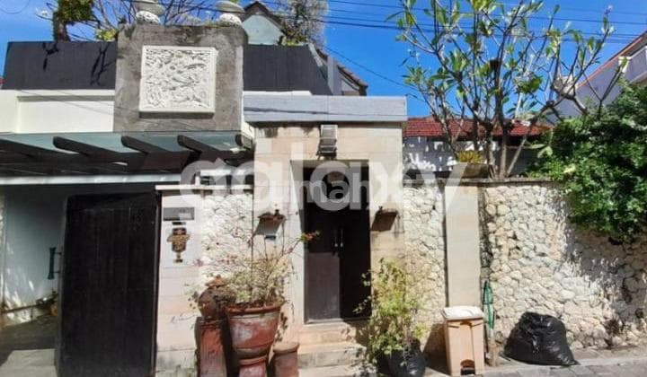 RUMAH SEMI VILLA 2 LANTAI KERTA USADA SIDAKARYA DENPASAR, BALI
